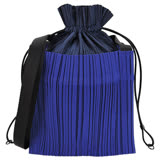 ISSEY MIYAKE三宅一生PP 系列 SQUARE皺褶束口兩用包(黑x藍)