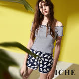 ICHE 衣哲 時尚滾邊滿版印花造型鉛筆短褲-藍