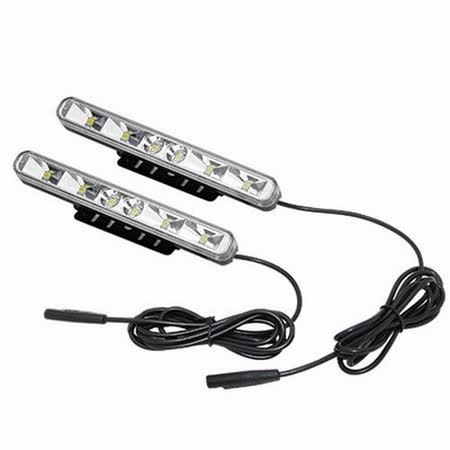 日本stanley高亮度汽車晝行燈 日行燈 1000流明 Friday購物