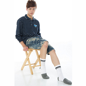 【KEROPPA】可諾帕竹碳運動型健康男襪x2雙C90013-白配黑條