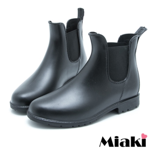 【Miaki】
下雨必備休閒短靴雨鞋