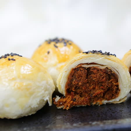 白鵝山腳
 普一 牛肉酥(12入)
