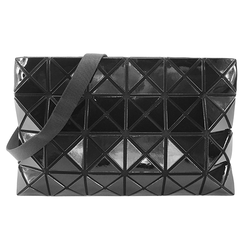 ISSEY MIYAKE 三宅一生BAOBAO方格4x6斜揹包(大/黑)