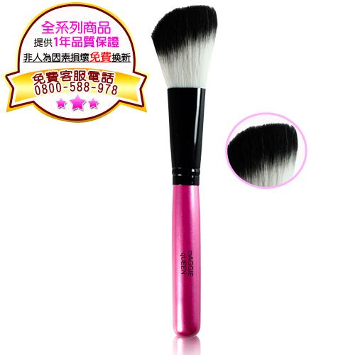 mAGGIE qUEEN 斜角修容腮紅刷 1入
