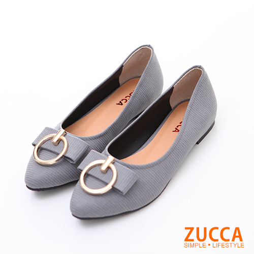 ZUCCA
圓金屬環尖頭平底包鞋