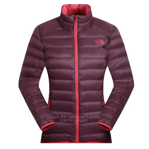 【美國 The North Face】女新款 700FPl 超輕保暖鵝絨防潑水連帽羽絨外套.兜帽防風夾克.雪衣.大衣/適登山健行.賞雪滑雪/CTW1 紫紅 N