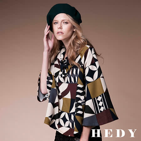 Hedy赫蒂
翻領印花斗篷披風