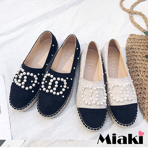 【Miaki】
珠面拼接平底樂福鞋