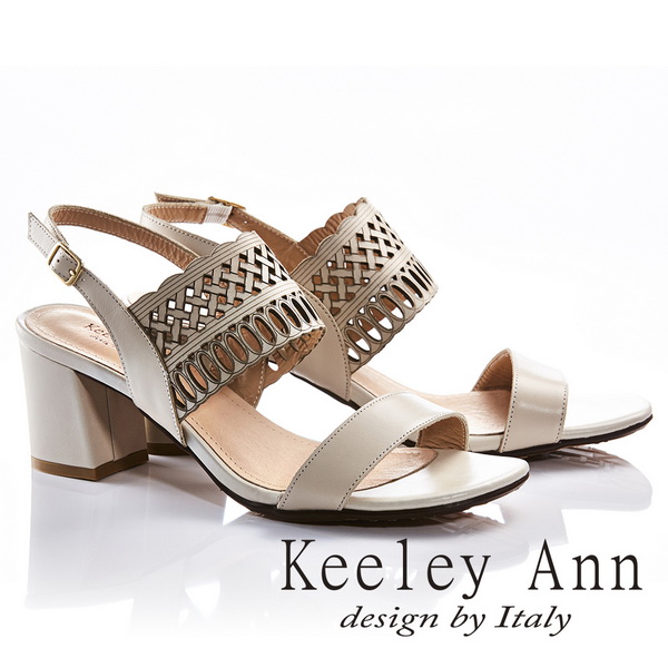 Keeley Ann
全真皮粗跟涼鞋