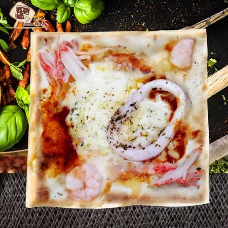 披薩市
義大利海鮮披薩口味