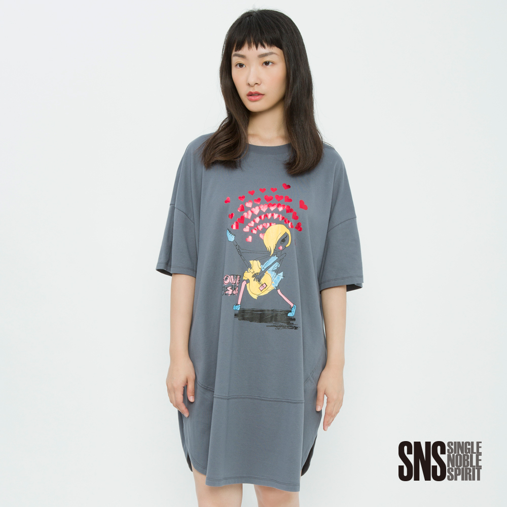 SNS 搖滾甜心燙印插畫圖騰長版上衣(3色)