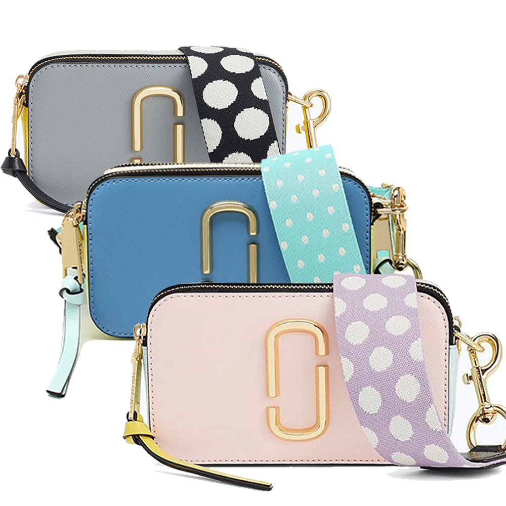 MARC JACOBS
防刮牛皮撞色相機包  
