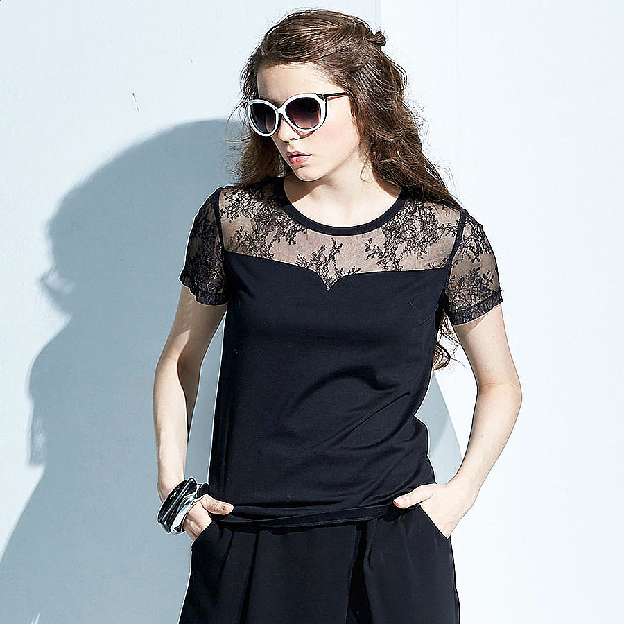 流行秀  蕾絲拼接棉質上衣