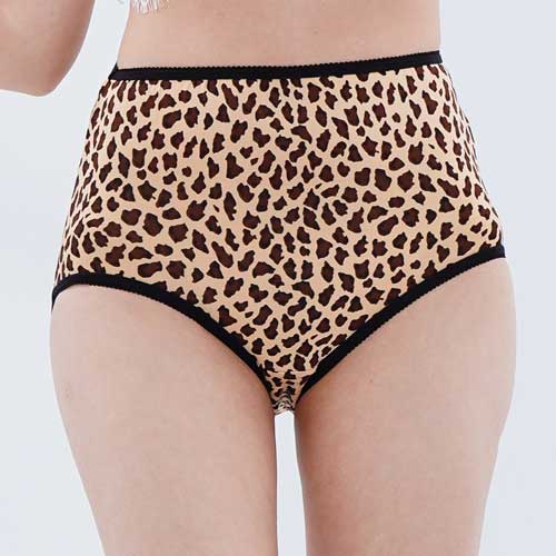 【Chlansilk闕蘭絹】經典豹紋100%蠶絲女內褲-8837-1(膚)