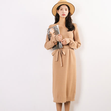 nata
V領繫帶針織洋裝