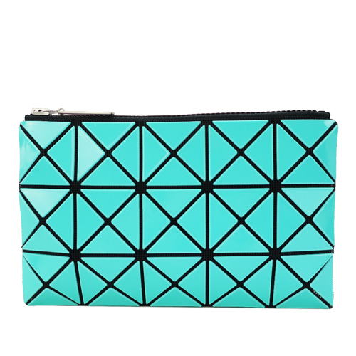 ISSEY MIYAKE 三宅一生 BAOBAO 3x5幾何方格長型亮面零錢手拿包-湖水綠