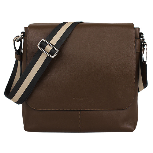 COACH- 壓印LOGO皮革藍米織帶掀蓋磁扣斜背包(駝咖)
