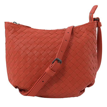 BOTTEGA VENETA 
經典編織牛皮小斜背包.