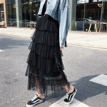 Wonderland 
層層網紗蛋糕裙