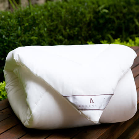 【Arcenciel 安珂絲-贈法蘭絨毯x 1】柔纖四季被-加大(國際品牌酒店採用)