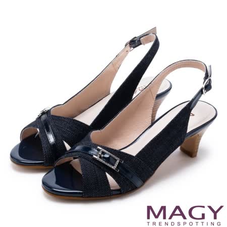 【MAGY】
交叉後空魚口低跟鞋