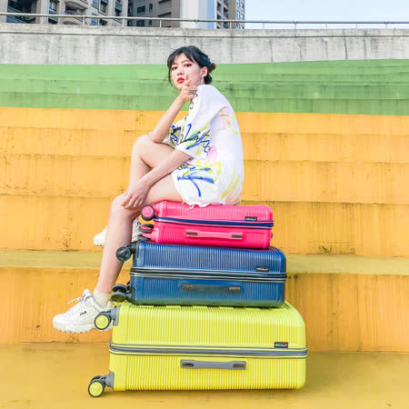 奧莉薇閣 24吋行李箱 PC硬殼旅行箱 幻彩鋼琴系列