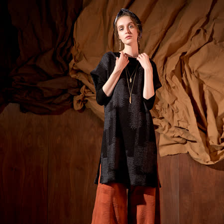 【PANGCHI 龐吉】
名嬡豐厚羊毛拼色洋裝