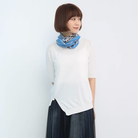 Pink 
素雅微開叉針織衫 