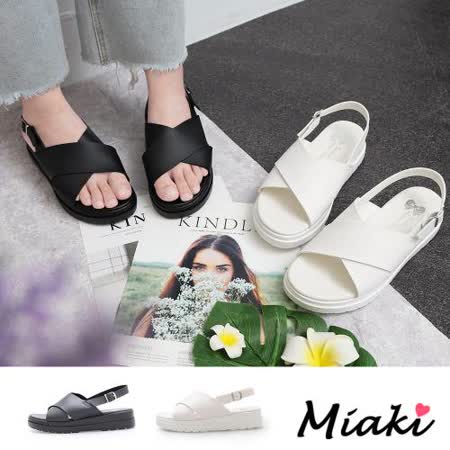 Miaki
韓系簡約厚底涼拖女鞋