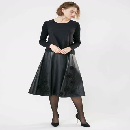 盈樺
日本進口精選女裝款