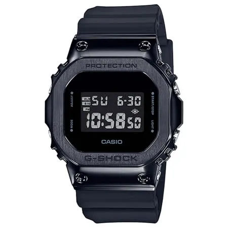 CASIO 卡西歐 G-SHOCK 經典金屬質感運動錶 GM-5600B-1(GM-5600B-1DR)-黑/43.2mm