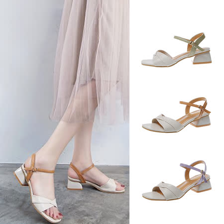 LN
方頭交叉粗低跟涼鞋