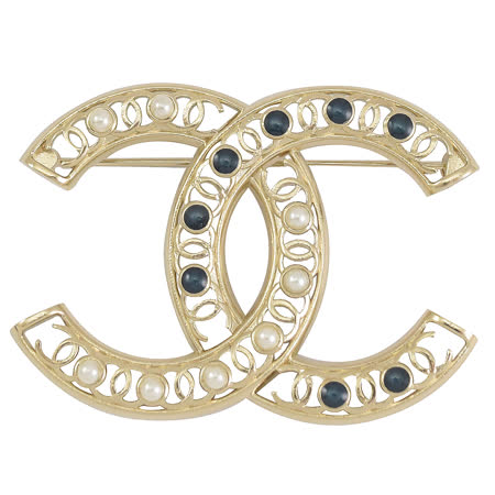 CHANEL 大雙C LOGO雙珠造型胸針.淡金