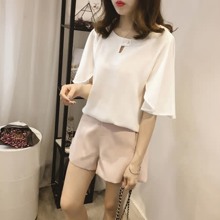 BJ COLLECTION
日系飄逸喇叭袖襯衫