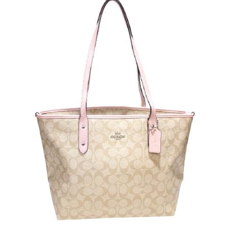 COACH
花瓣粉色大容量托特包