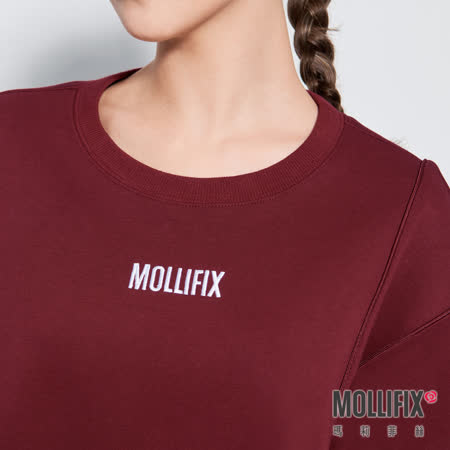 MOLLIFIX 瑪莉菲絲 圓領短版鑲邊長袖上衣 (酒紅)