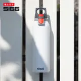 瑞士百年 SIGG 彈蓋輕量保溫瓶 550ml - 純雪