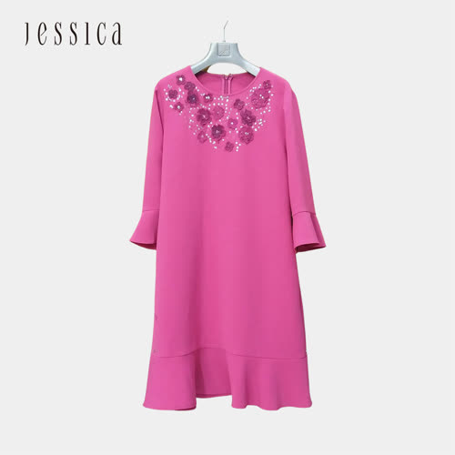 JESSICA-甜美荷葉邊立體花卉釘珠洋裝