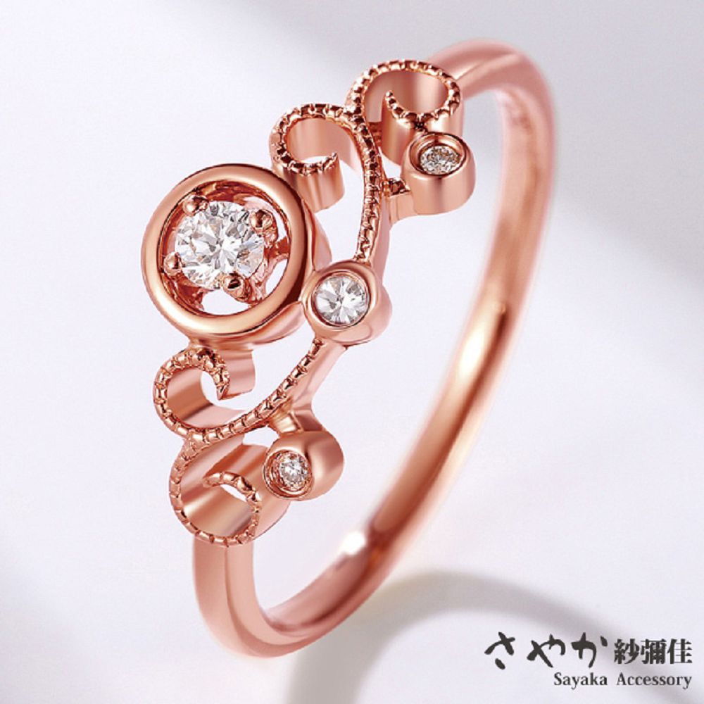 【Sayaka紗彌佳】戀戀風情古典鏤空雕花紅寶石鑲鑽開口戒 -單一款式