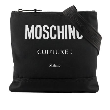 【MOSCHINO】Logo 尼龍薄款斜背包(黑色)