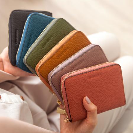 CHENSON
真皮6卡行照零錢包