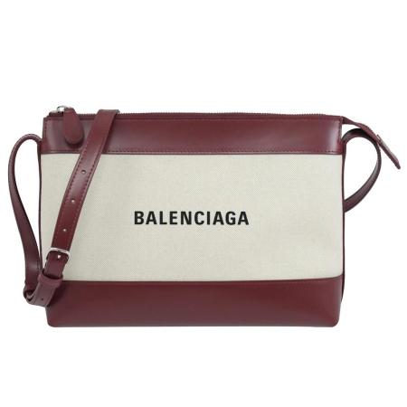 BALENCIAGA 巴黎世家 639497 品牌LOGO帆布拼接牛皮斜背包.米/酒紅