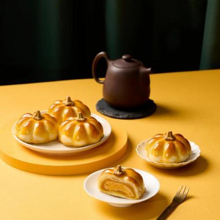 【中山龍鳳堂】
南瓜馬車蛋黃酥禮盒(8入/盒)