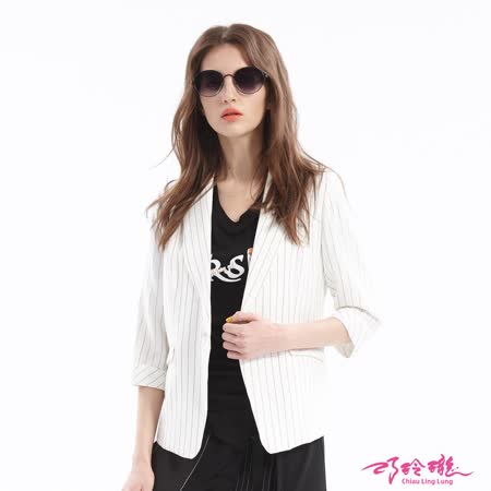 CLL巧玲瓏 
日系氣質直條紋西裝外套
