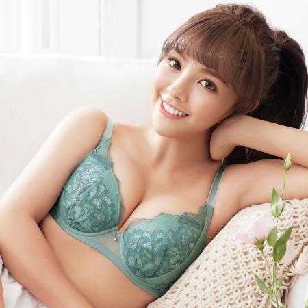 莎薇-魔力推推 D-E罩杯內衣(雪松綠) 顯瘦魔力-完美胸型-AB4537H6