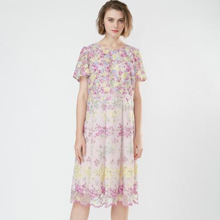 盈樺 甜美清新小碎花刺繡洋裝