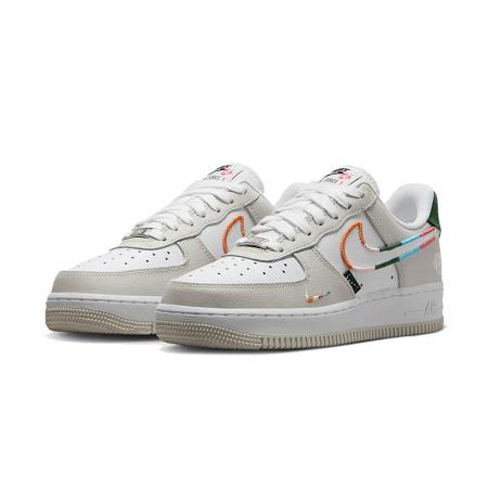 NIKE 女款 休閒鞋 WMNS AIR FORCE 1 07 SE -FN8924111