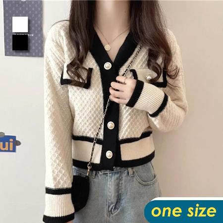 【俏可時尚】
小香風V領撞色針織開衫