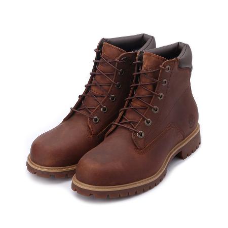 TIMBERLAND 
經典防潑水皮革靴