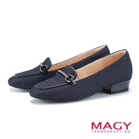MAGY
馬銜釦皮樂福鞋